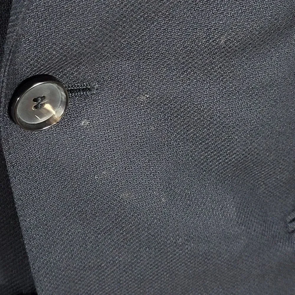 Hugo Boss Men's Sport Coat Blazer Two Button Solid Black SHK SKIN Wool Size 40R‎